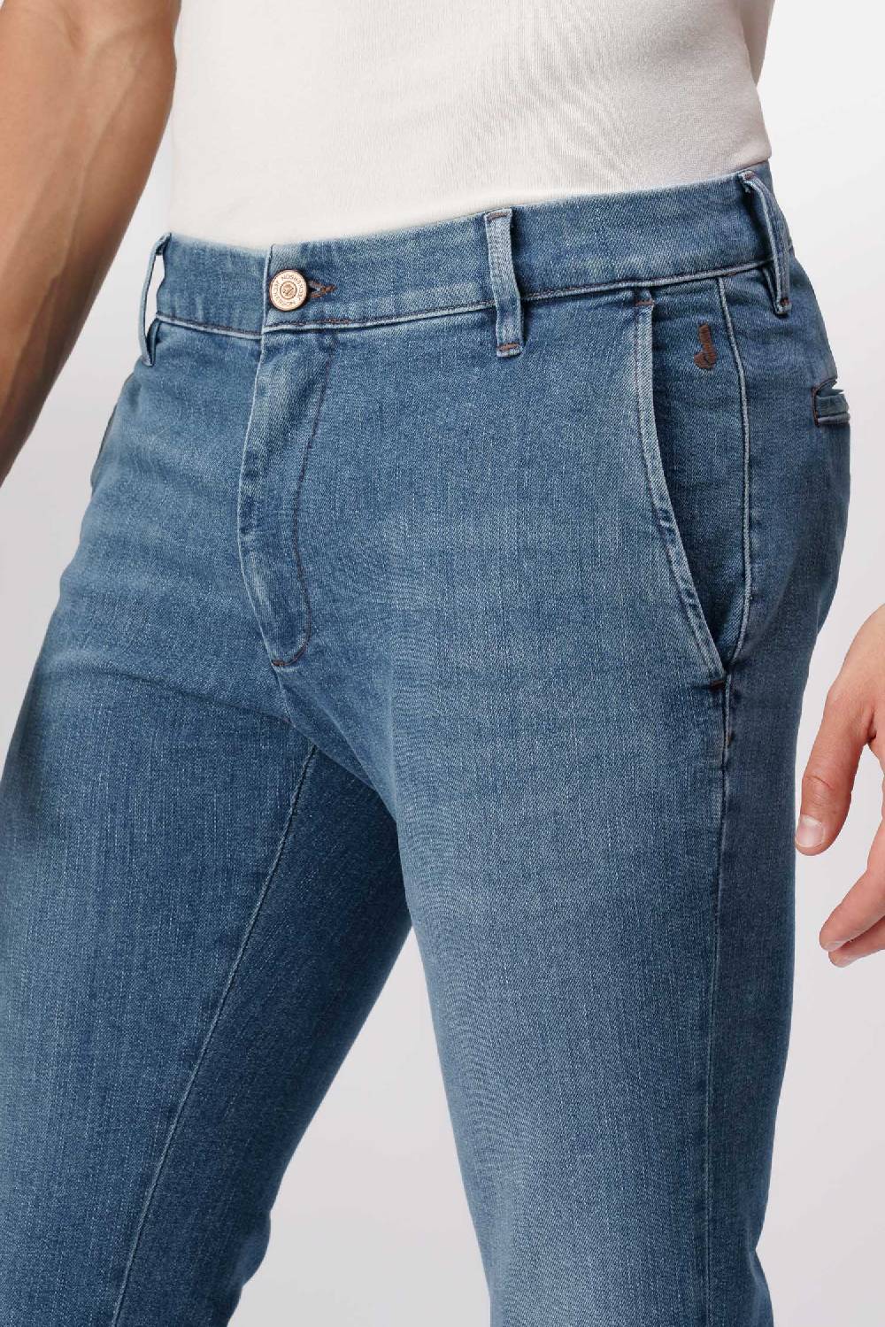 Jeckerson Jack- Pantalone chino in comfort denim blu medio In Vendita