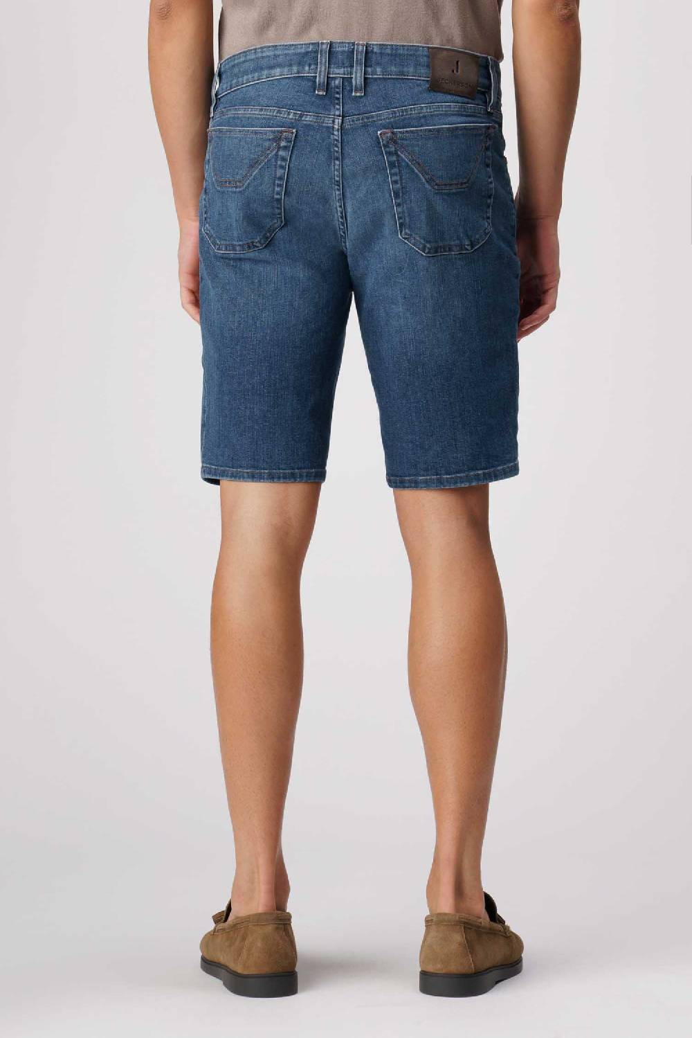Jeckerson Jayden - Bermuda con toppa in comfort denim blu scuro Acquista Ora