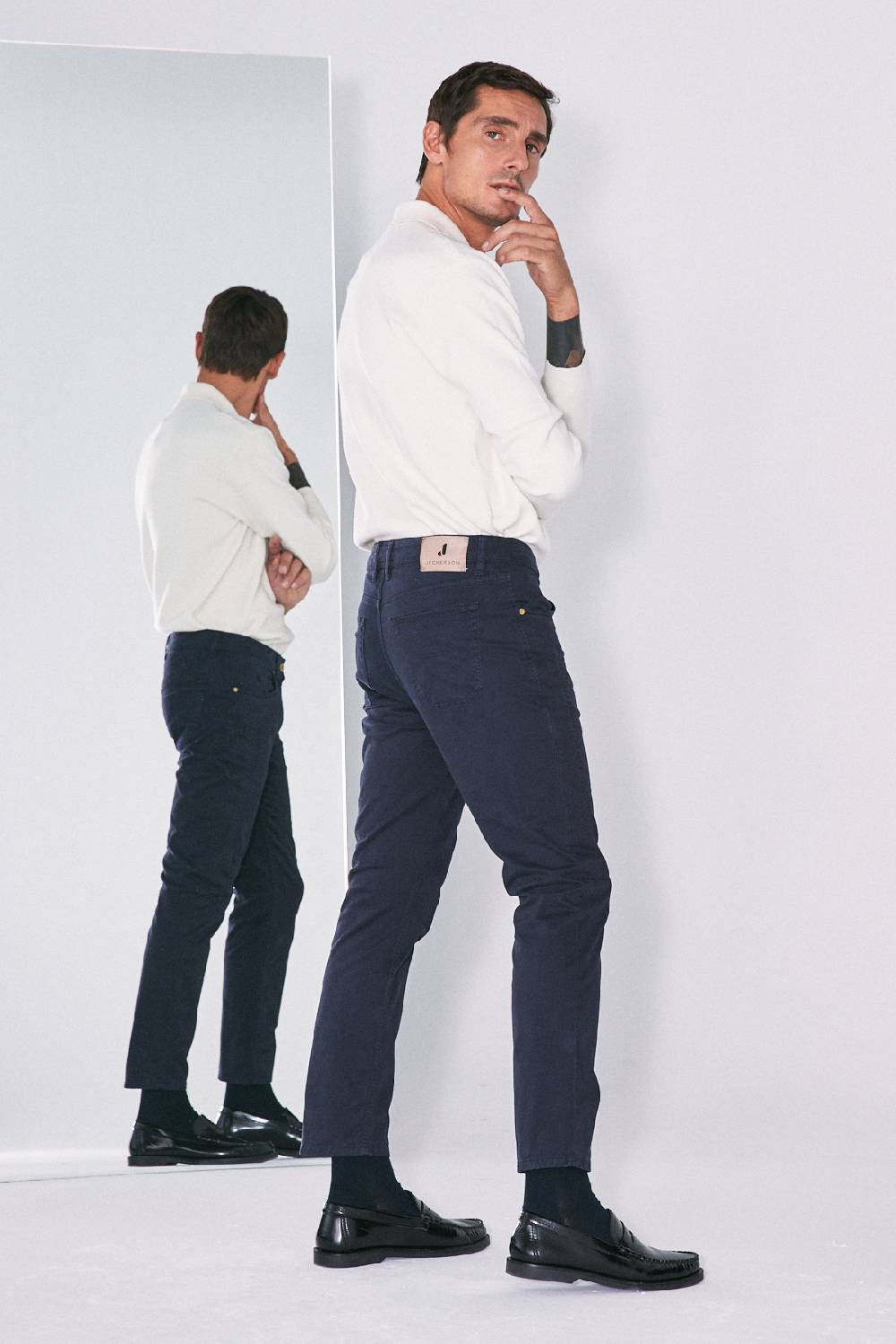 Jeckerson Pantalone skinny in gabardina stretch con toppa Novità