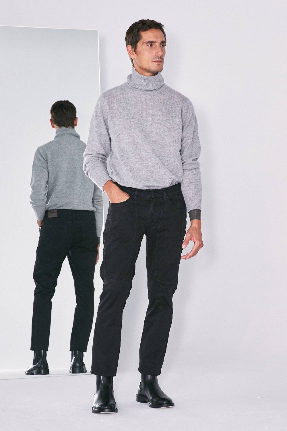 Jeckerson Pantalone slim fit con toppa Presa