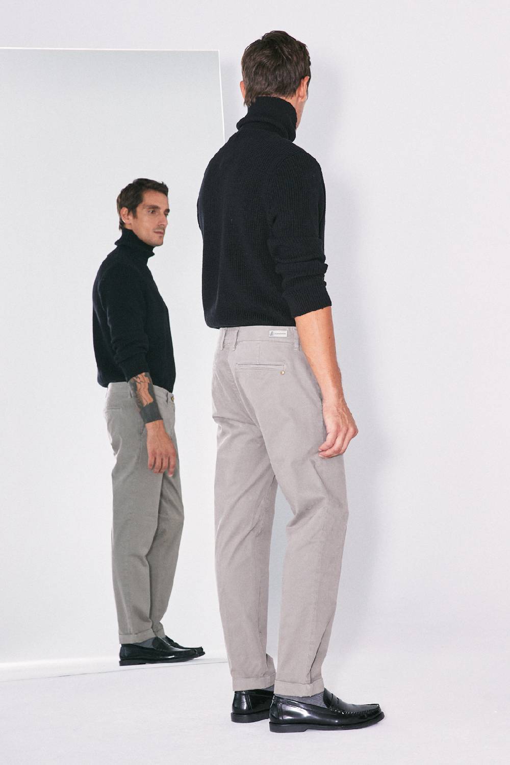 Jeckerson Chino in raso stretch con risvolto Offerta Pasqua