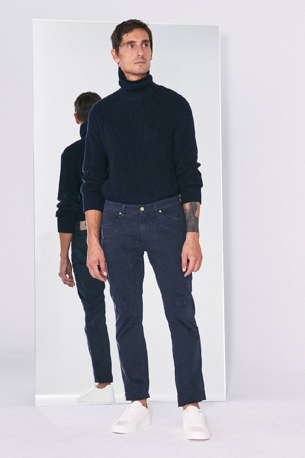 Jeckerson Pantalone slim fit in raso stretch con toppa Outlet