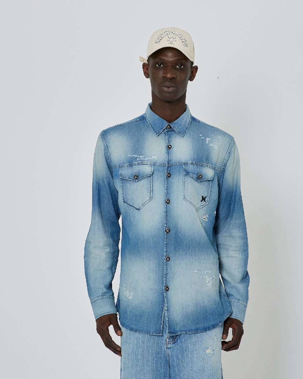 John Richmond Camicia in denim effetto strappato Acquista Ora