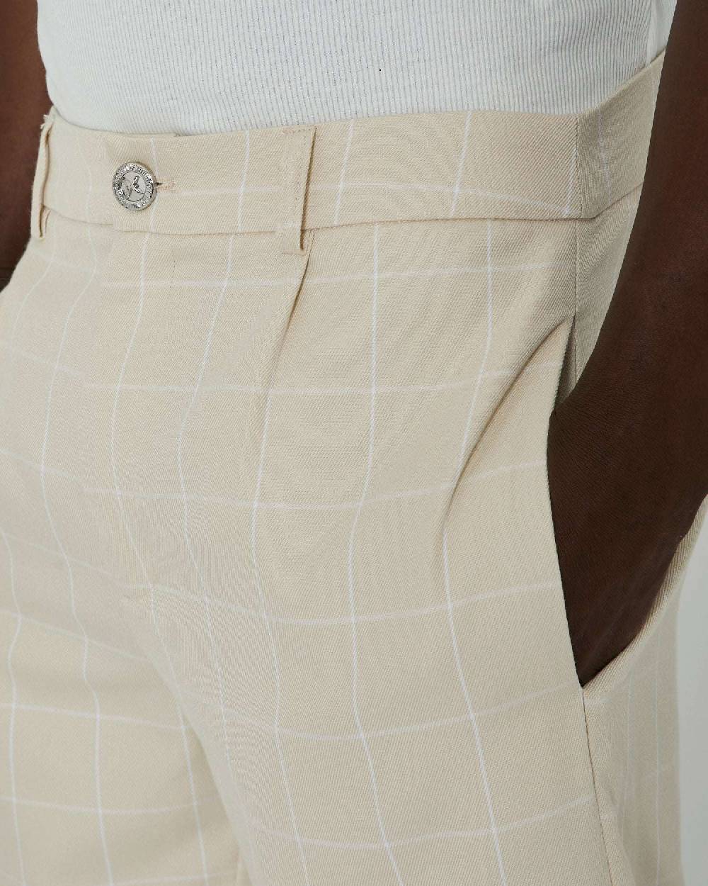 John Richmond Bermuda con pattern check Fino Al -60%