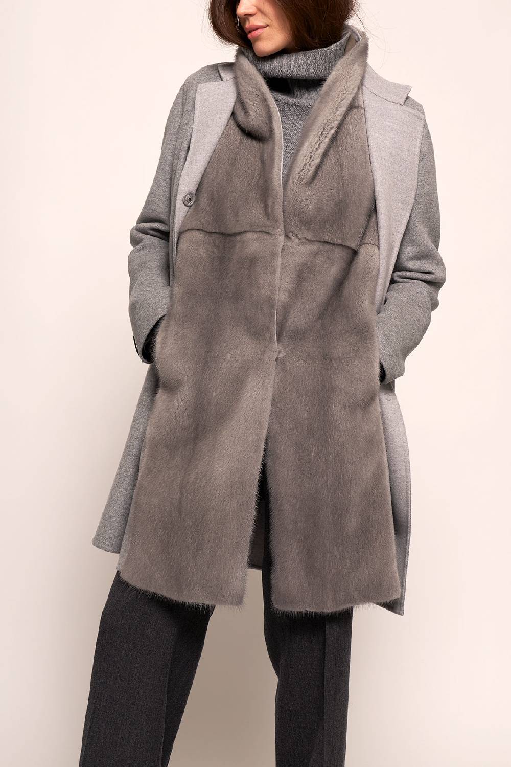 Manzoni 24 Gilet visone con tessuto cashmere Loro Piana Italia