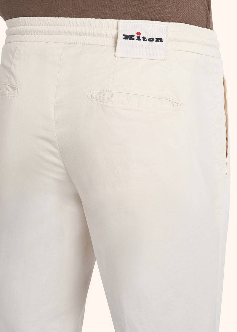 Kiton PANTALONI COTONE UP1LACK0600D01 Presa