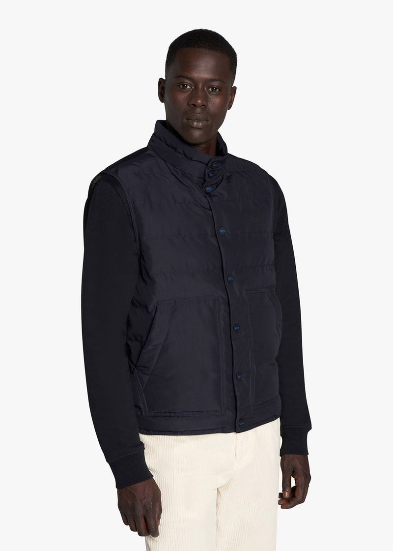 Kiton GIUBBOTTO SMANICATO POLIESTERE UGKN044YC400204 Offerta