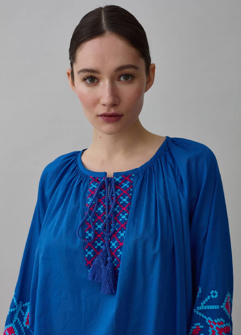 Ovs Blusa over con ricami etnici e nappine Vendita Calda