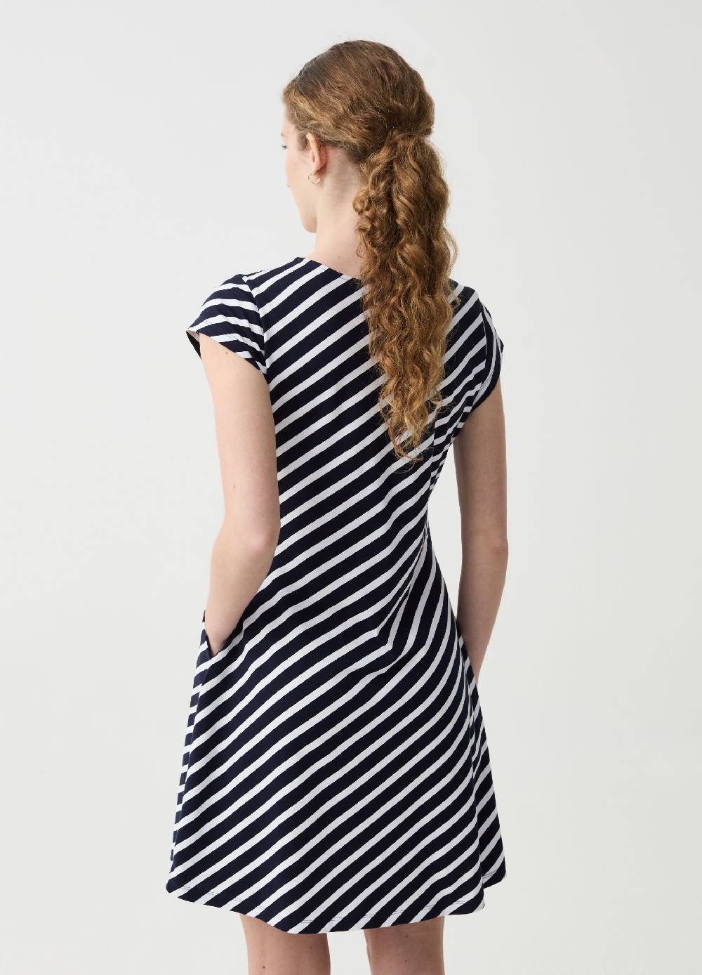 Ovs Vestito Essential a righe diagonali Negozio