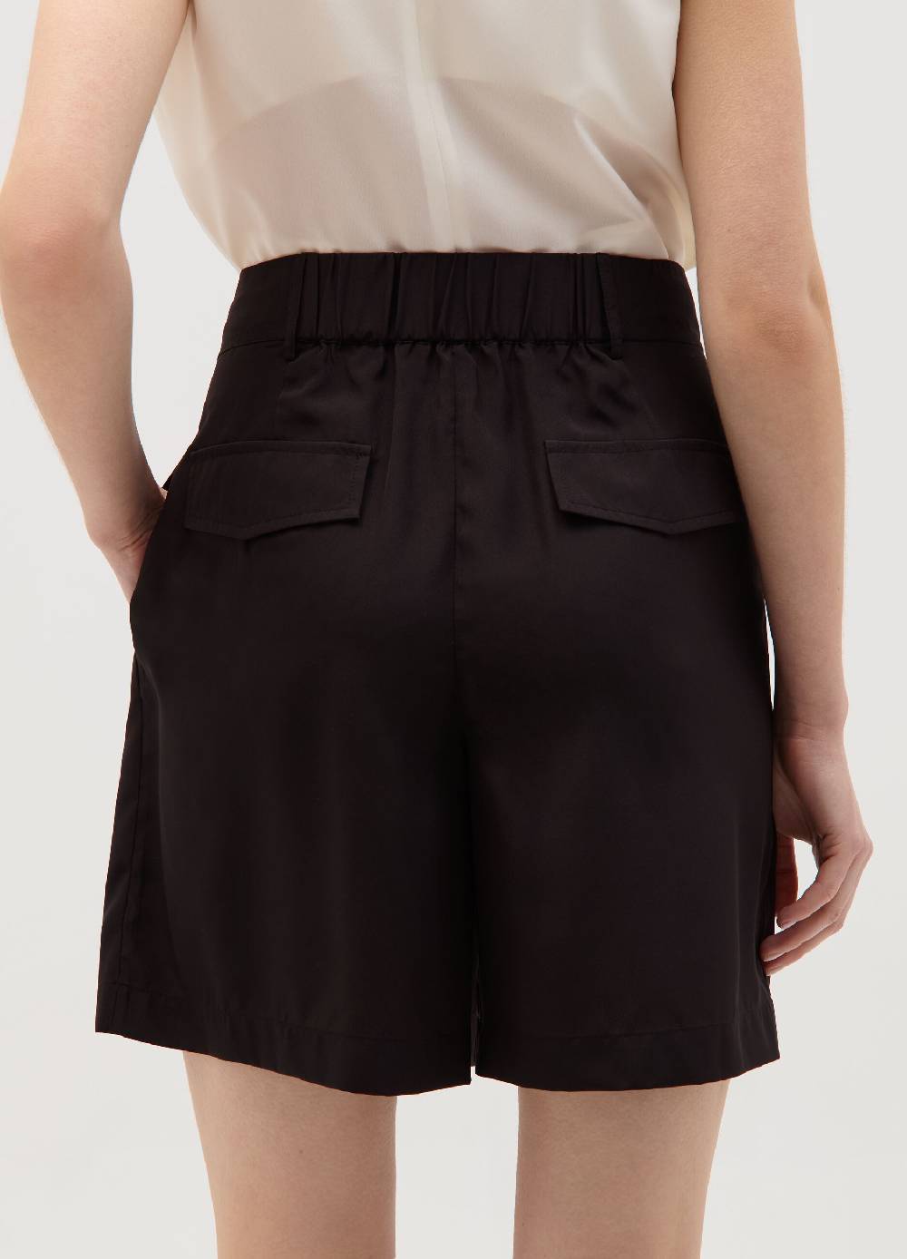 Ovs Shorts a vita alta con pinces Offerta