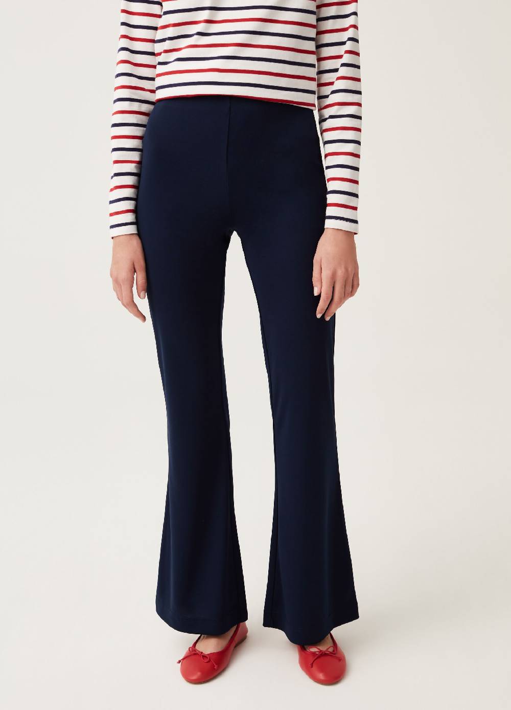 Ovs Pantaloni flare fit tinta unita Novità