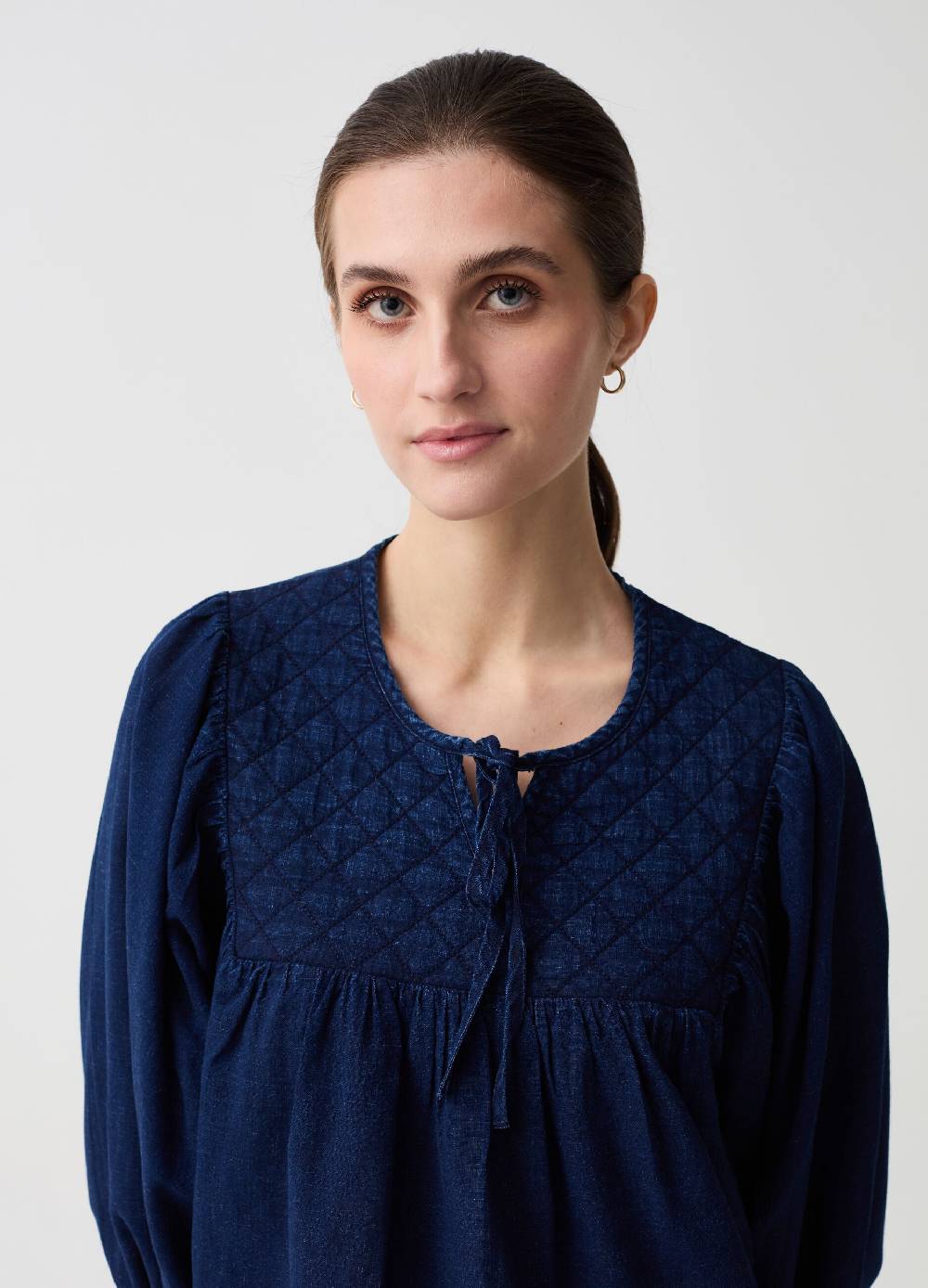 Ovs Blusa in denim con ricamo a rombi Offerta