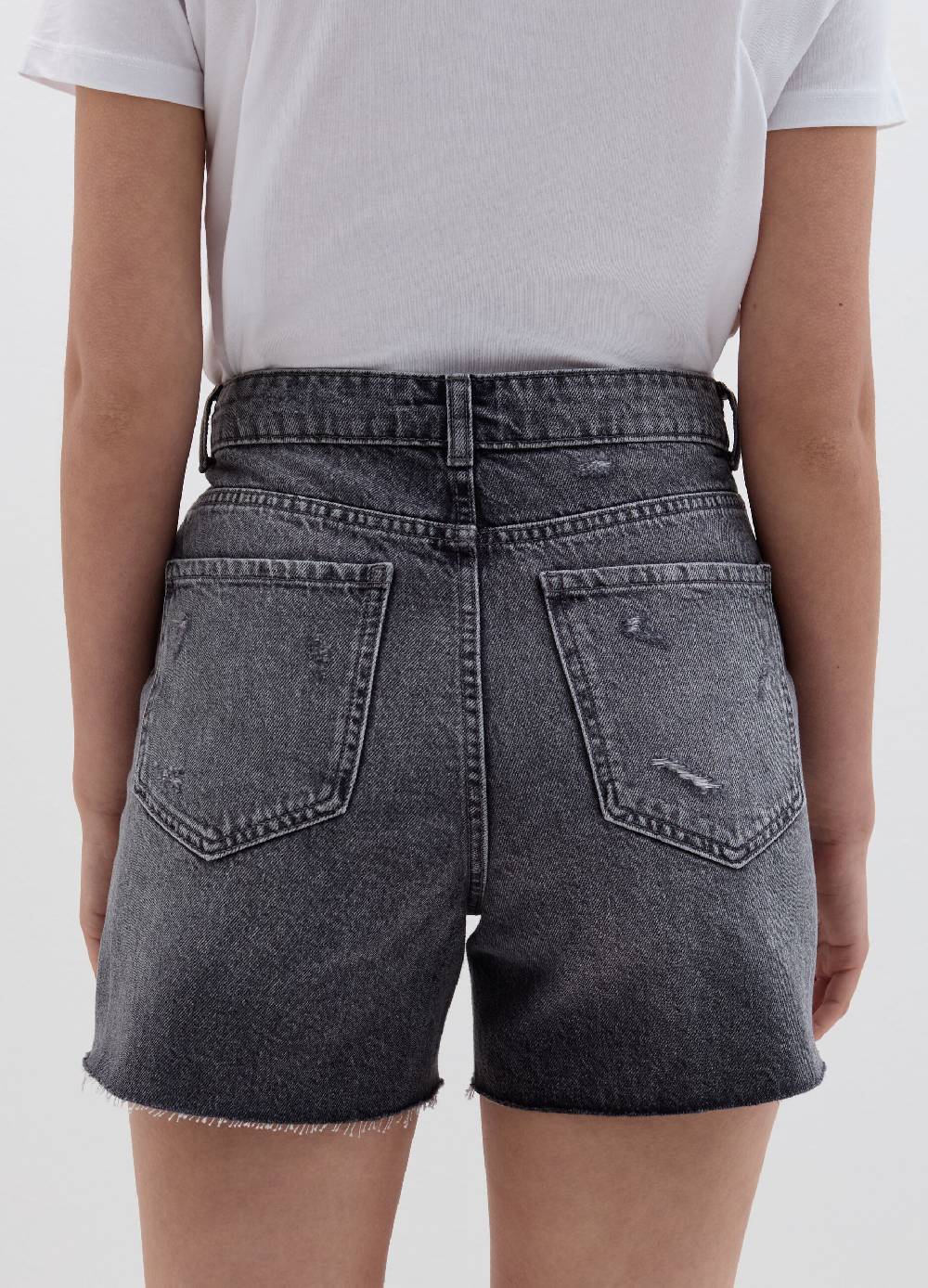 Ovs Shorts mom fit in denim con strappi Fino Al -60%