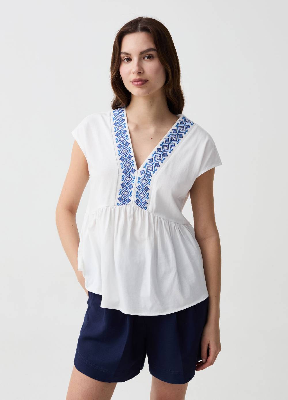 Ovs T-shirt scollo a V con ricami etnici