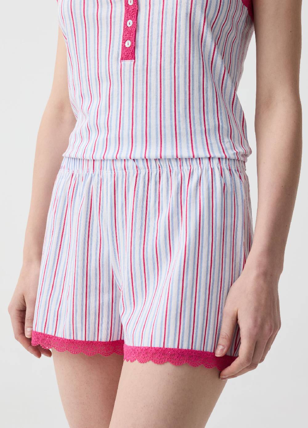 Ovs Shorts pigiama a righe con pizzo Consegna Veloce