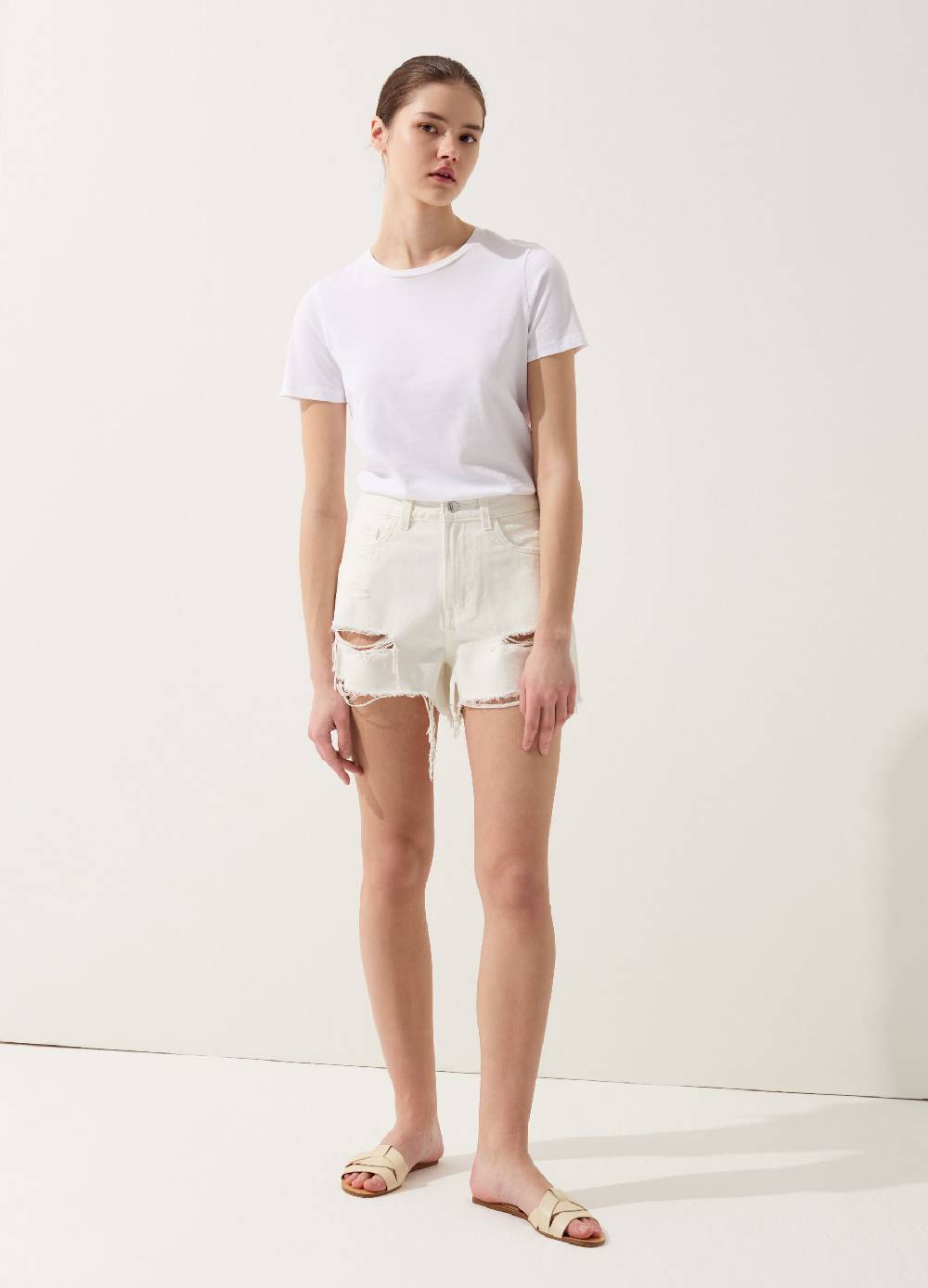 Ovs Shorts in denim con strappi a vita alta 50% di sconto per tempo limitato