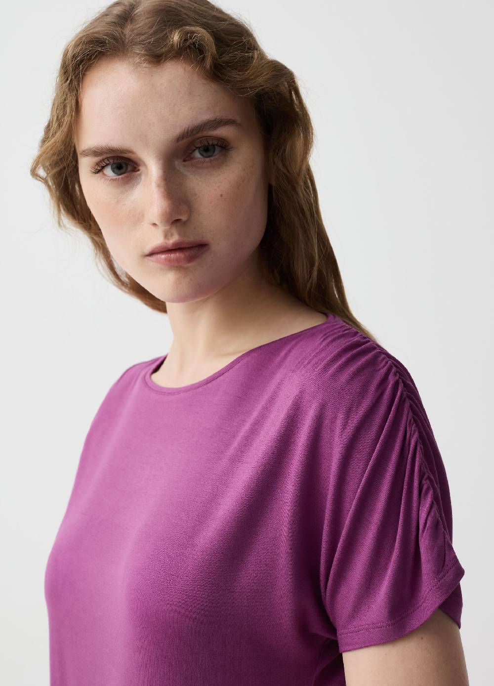 Ovs T-shirt in viscosa stretch con arricciatura Qualità Garantita