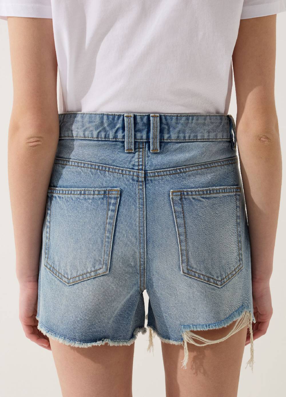 Ovs Shorts in denim con strappi a vita alta Presa