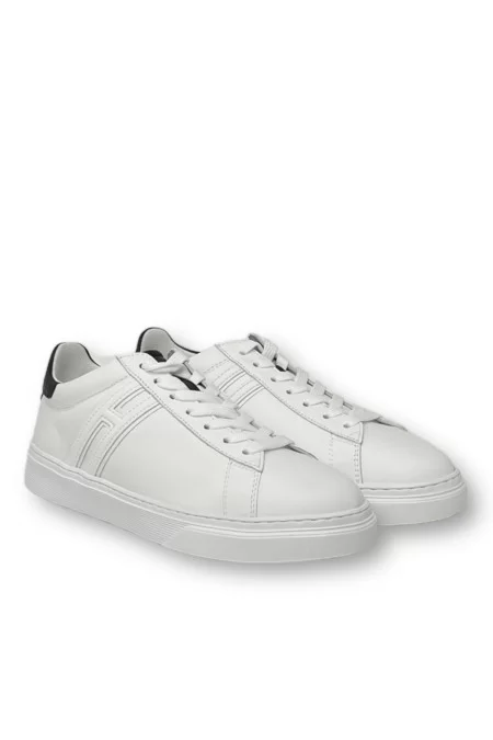 HOGAN Scarpa Hogan Allacciato H Canaletto Modello HXM3650J3100BV 0001, elegante e confortevole. Realizzato con materiali di alta qualità e design raffinato. Ideale per un look moderno e sofisticato. Perfetto per completare il t Affare Del Giorno