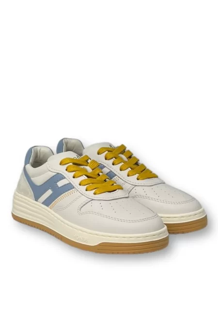 HOGAN Scarpe Hogan: Stile e Comfort Le sneakers Hogan sono sinonimo di eleganza e qualità. Realizzate con materiali pregiati, garantiscono comfort e stile ineguagliabili. Scopri la collezione! Outlet