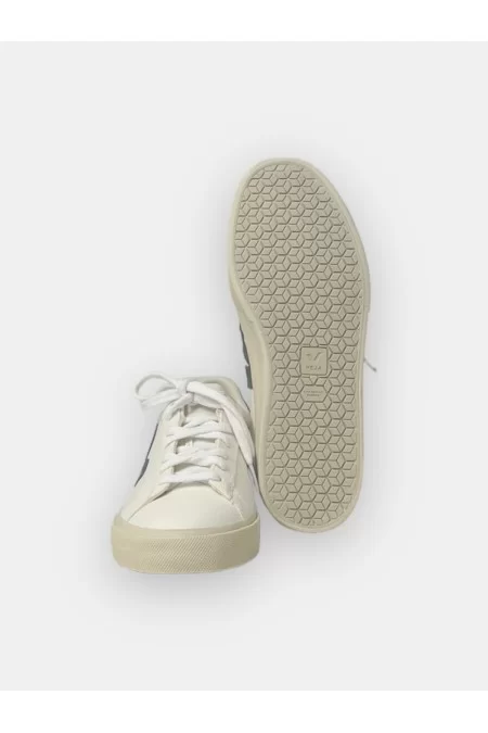 VEJA V-12 Cyber Monday