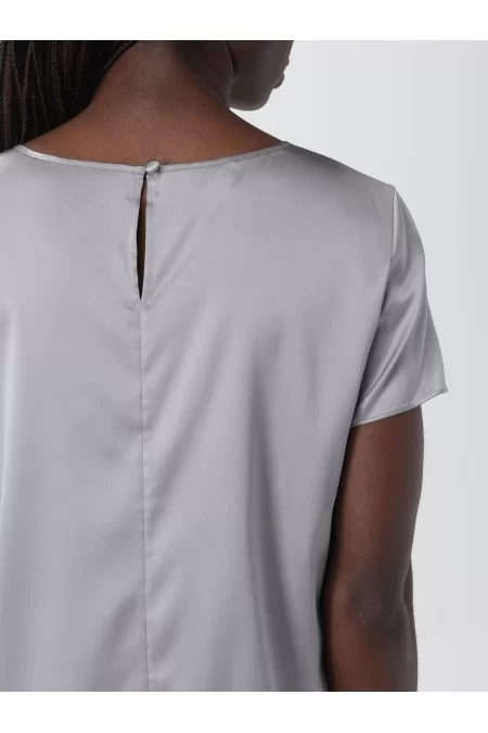 GIORGIO ARMANI Top da donna Giorgio Armani Un top elegante e di alta qualità per la donna moderna Nuovi prodotti