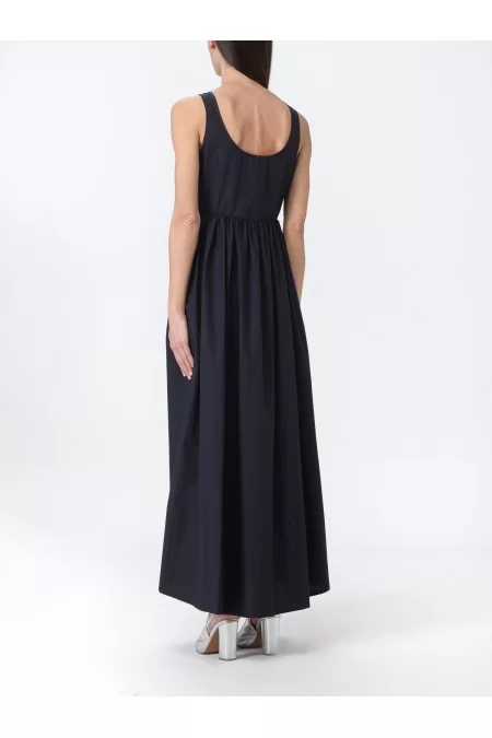 GIORGIO ARMANI Vestito da donna di Giorgio Armani Elegante abito da donna di alta moda, creato da Giorgio Armani. Qualità superiore, design sofisticato e materiali premium 50% di sconto per tempo limitato