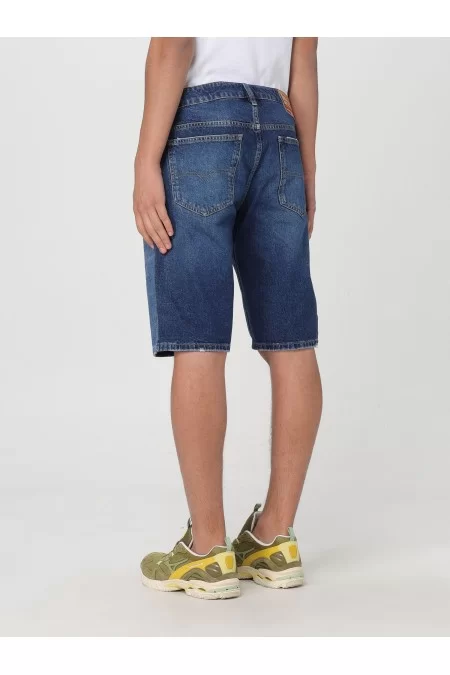 DIESEL Le Bermuda shorts da uomo di DIESEL offrono stile e comfort impeccabili. ``` Bermuda shorts da uomo DIESELI Bermuda shorts da uomo di DIESEL offrono stile e comfort impeccabili. ``` Prezzo Ridotto