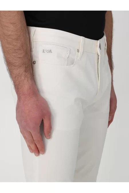 GIORGIO ARMANI Pantaloni da uomo Giorgio Armani I jeans da uomo di Giorgio Armani offrono stile e qualità superiori In Linea