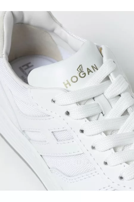 HOGAN Hogan Sneakers Scopri le sneaker di Hogan, eleganti e di alta qualità. Stile italiano, comfort e design innovativo Pezzi Unici