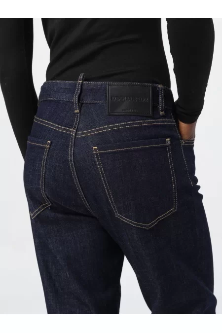 DSQUARED2 Jeans da donna di DSQUARED2 Design di alta moda e qualità premium per un look senza tempo Negozio online di fabbrica