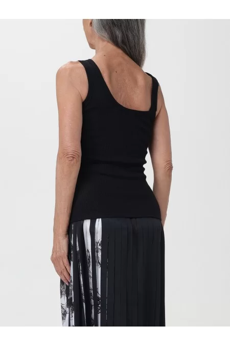 VERSACE Top da donna di Versace Il top da donna di Versace è sinuoso e elegante, perfetto per ogni occasione. Realizzato con materiali di alta qualità, offre comfort e stile unico. Scegli Versace per un look impeccabile Acquista Ora