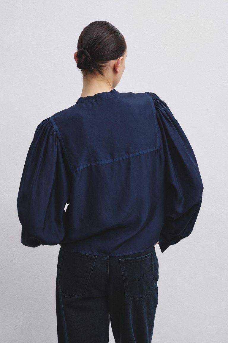 Pomandere Camicia con plastron in habutai Pezzi Unici
