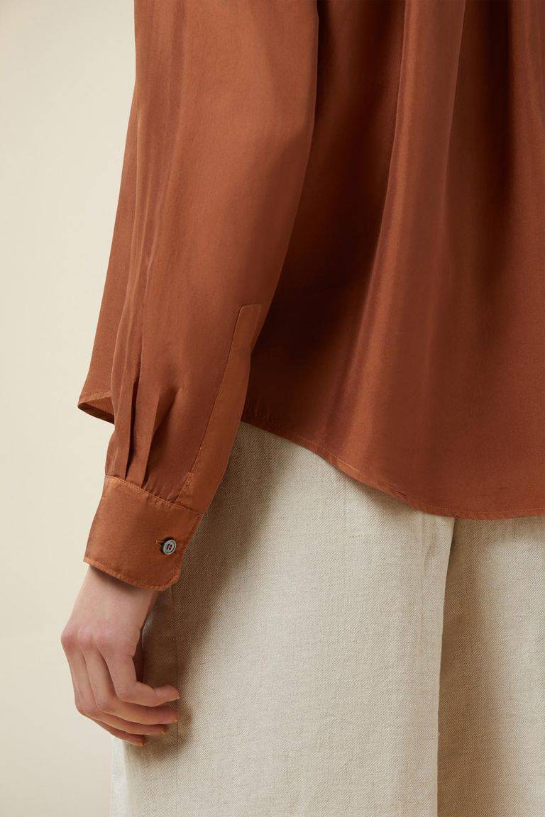 Pomandere Camicia iconica Consegna Veloce