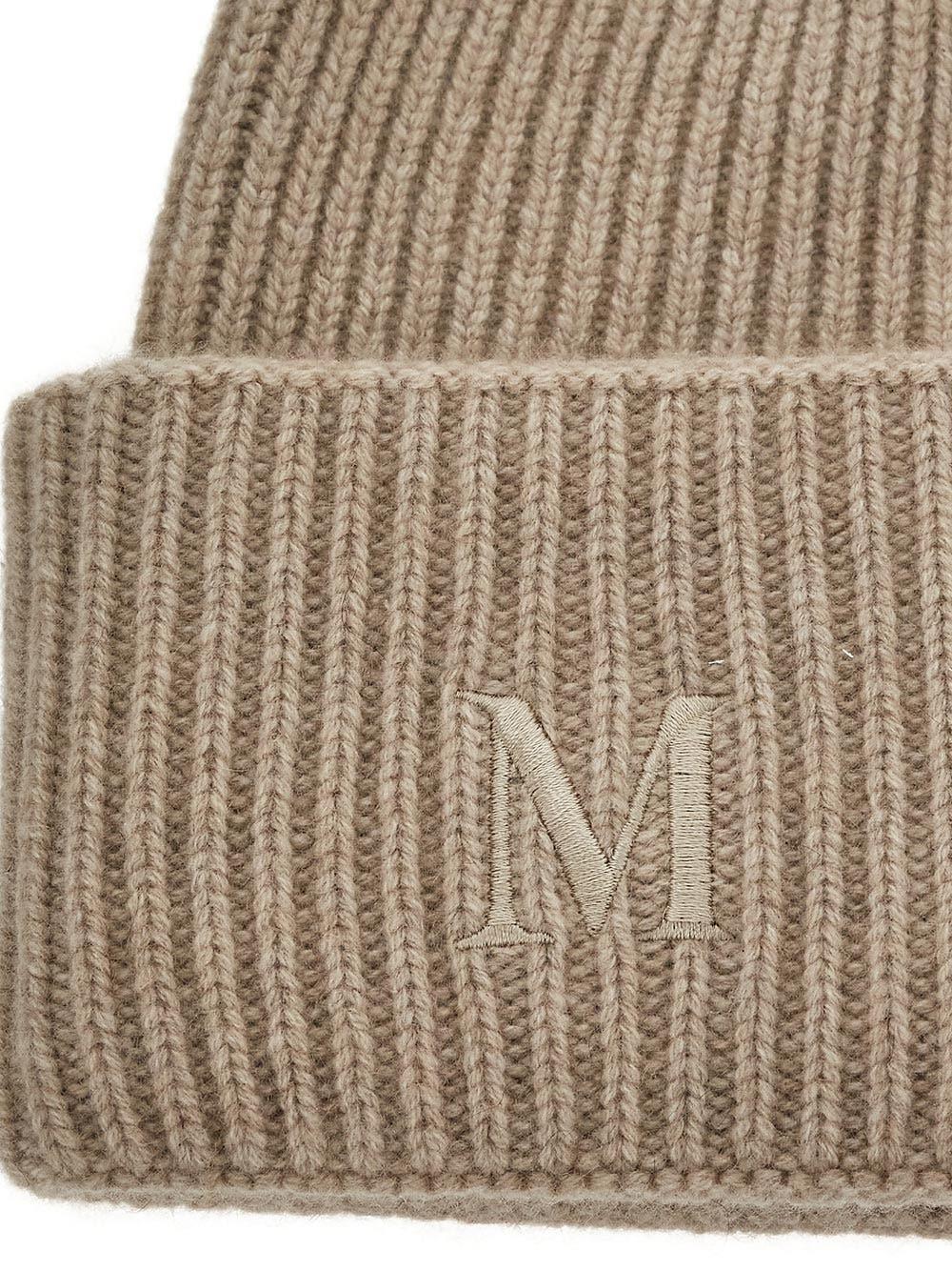 Oluxury Max Mara Ribbed Beanie In Vendita