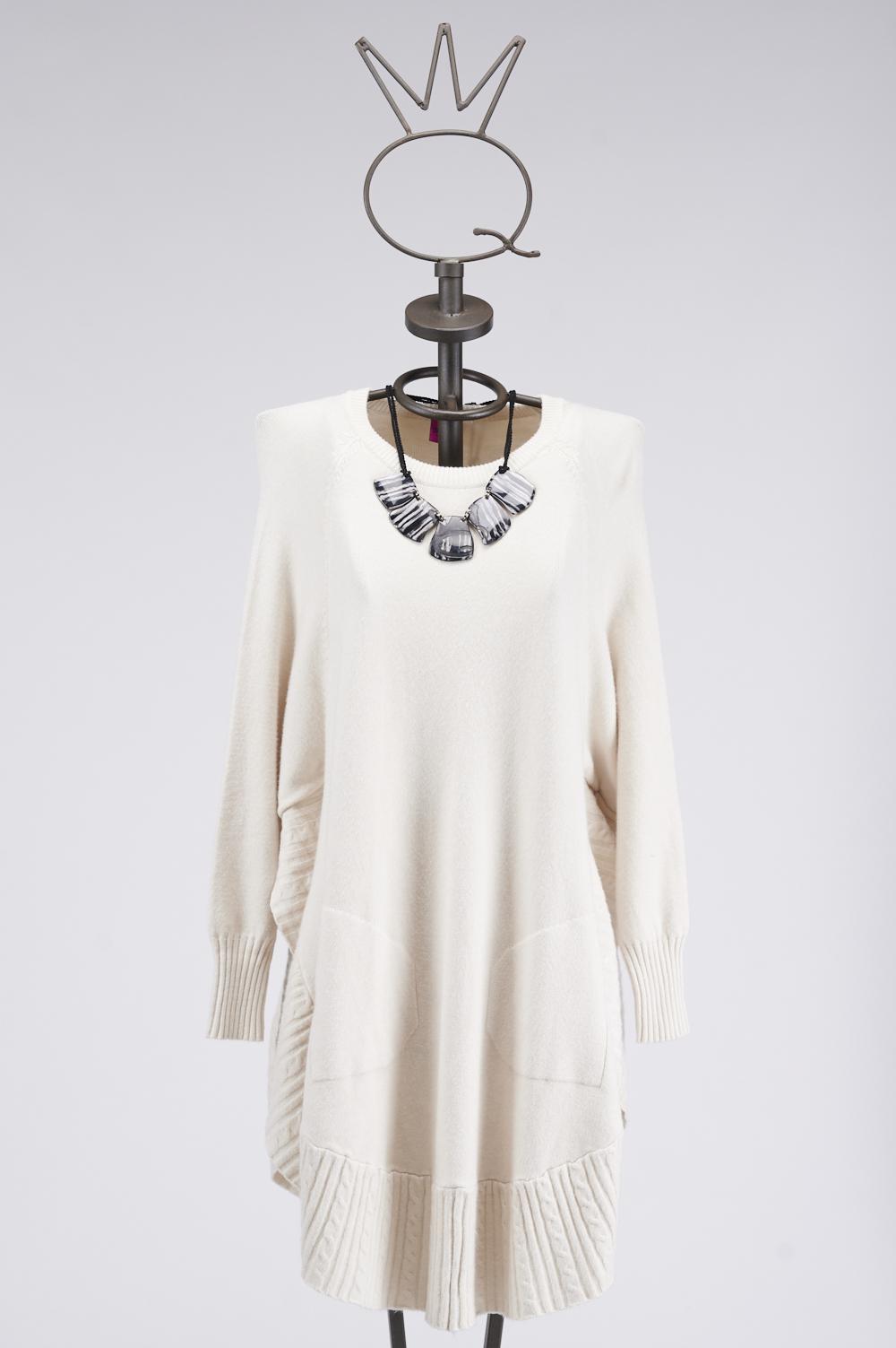 Save The Queen Maxi maglia con collana