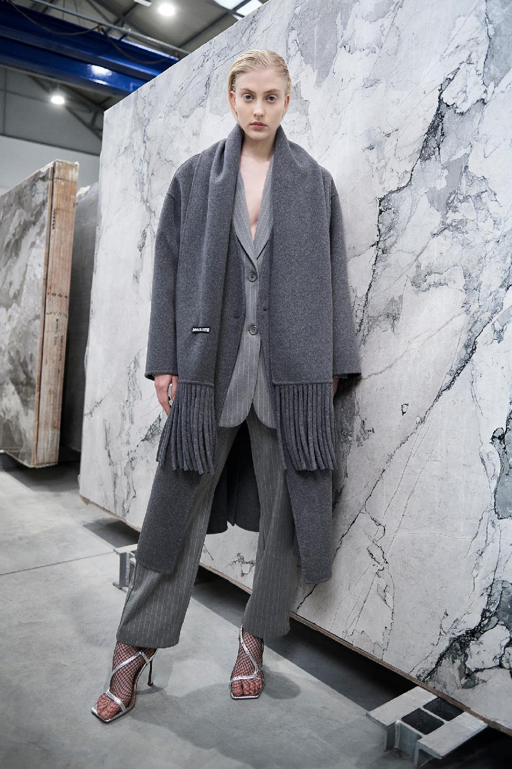 Soallure CAPPOTTO IN LANA CON SCIARPA Promozione