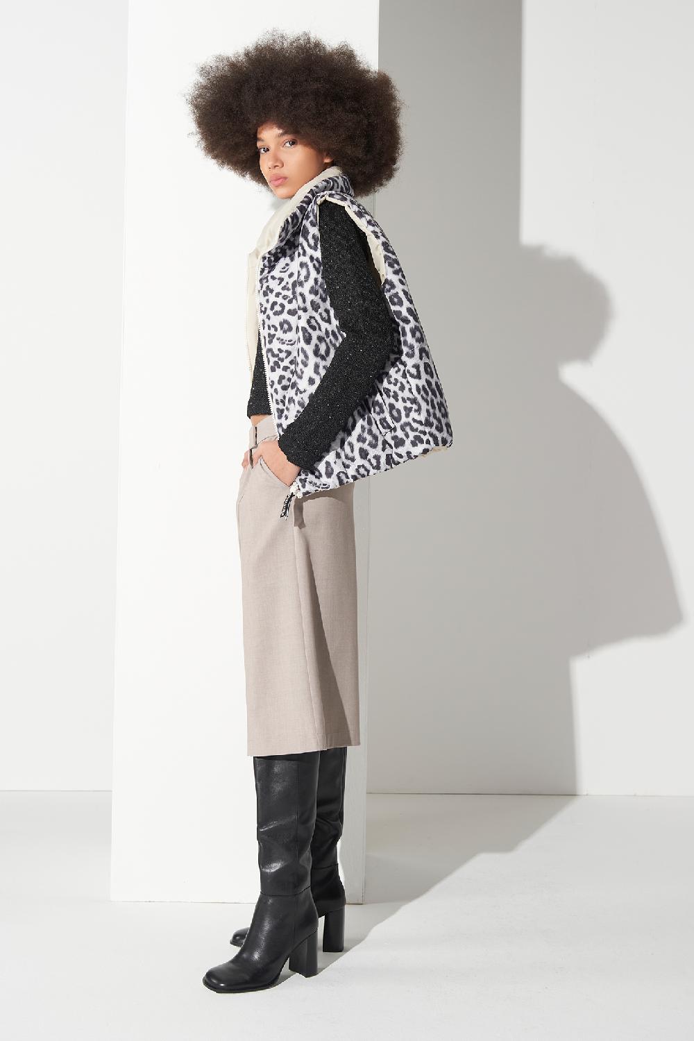 Soallure PIUMINO GILET CON STAMPA LEOPARDATA Offerta San Valentino