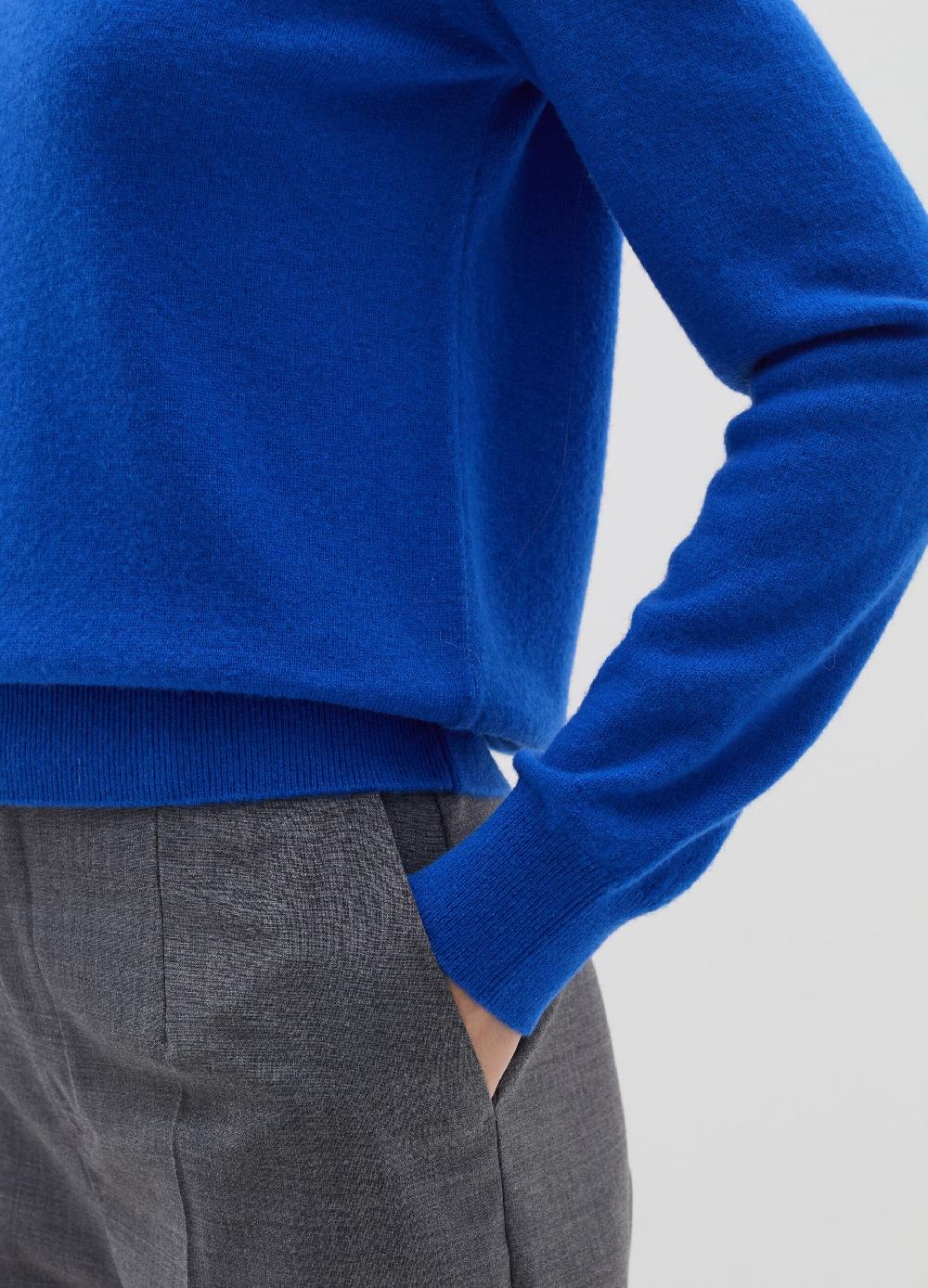 Stefanel Maglia in lana cardata con maniche lunghe Saldi