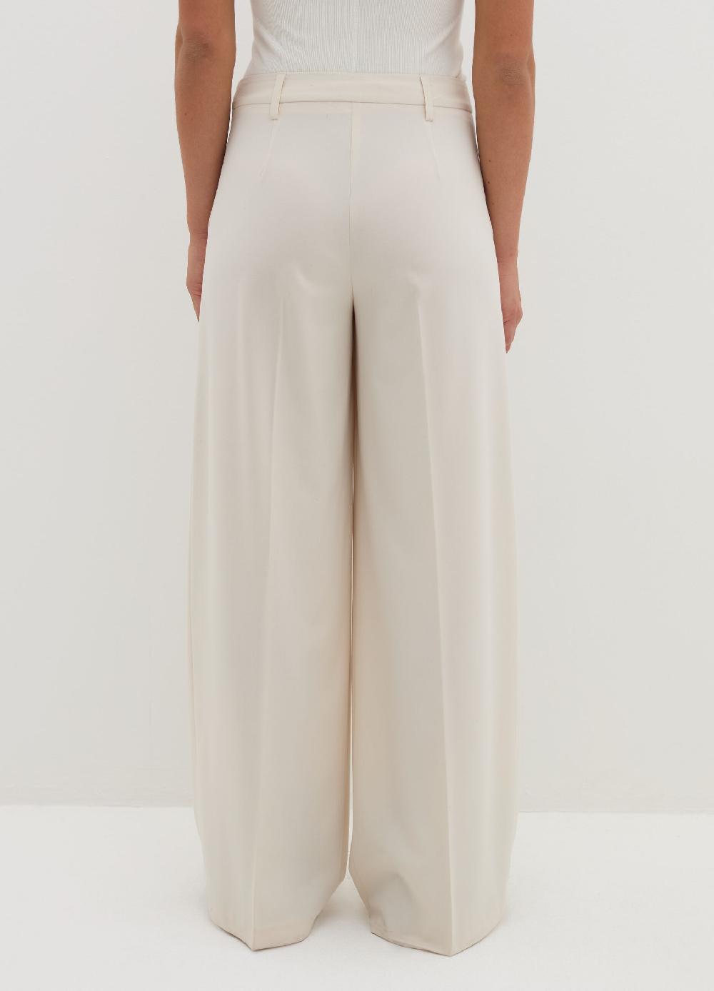Stefanel Pantalone slouchy fit con pinces Acquista Ora