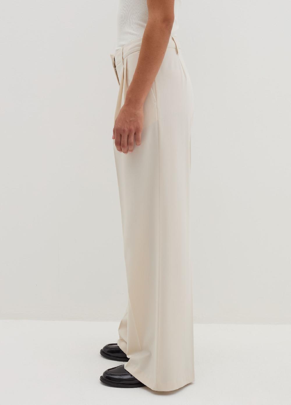 Stefanel Pantalone slouchy fit con pinces Acquista Ora