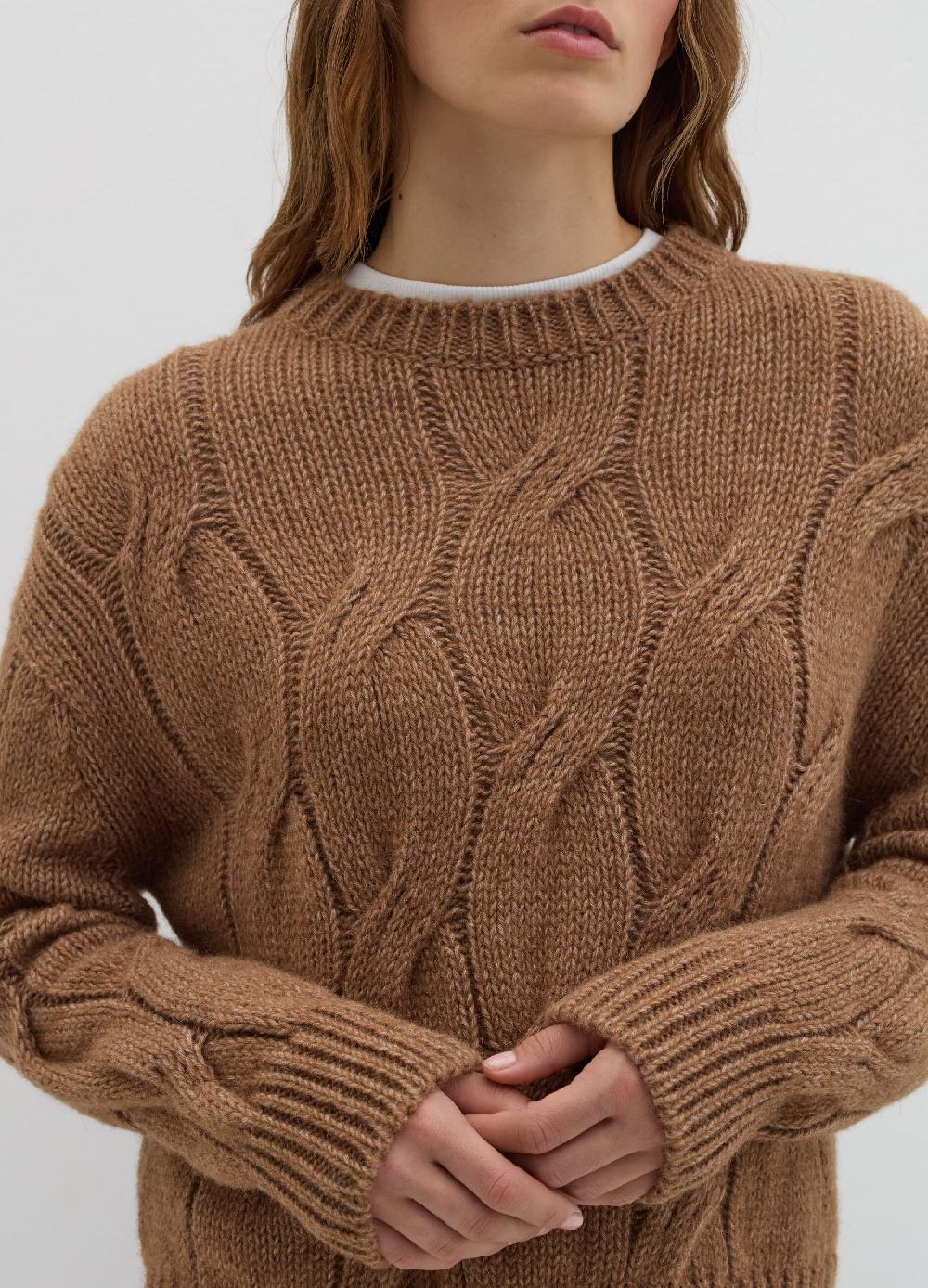 Stefanel Pullover oversize con lavorazione a treccia Convenienza