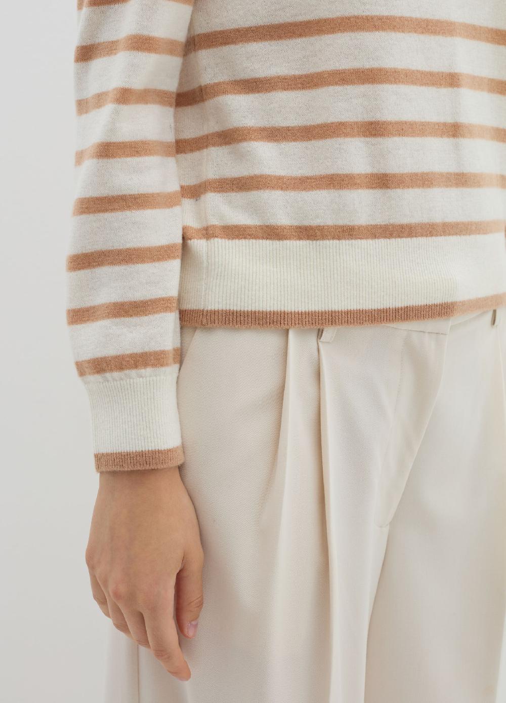 Stefanel Pullover a righe in lana cardata Offerta