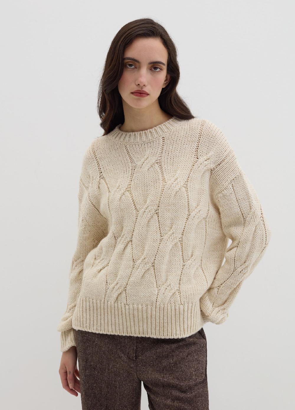 Stefanel Pullover oversize con lavorazione a treccia In Vendita