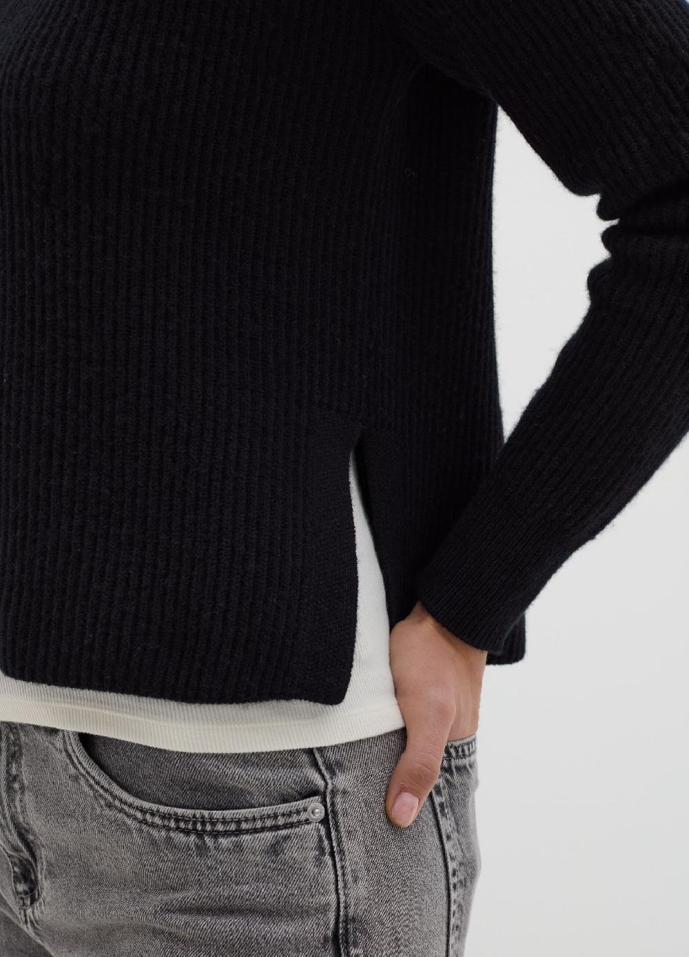 Stefanel Maglia in lana cardata con scollo a polo Grandi sconti