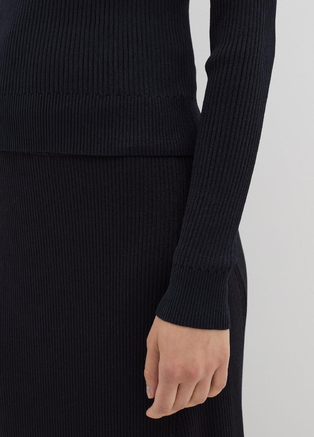 Stefanel Maglia a coste piatte mock neck Bestseller