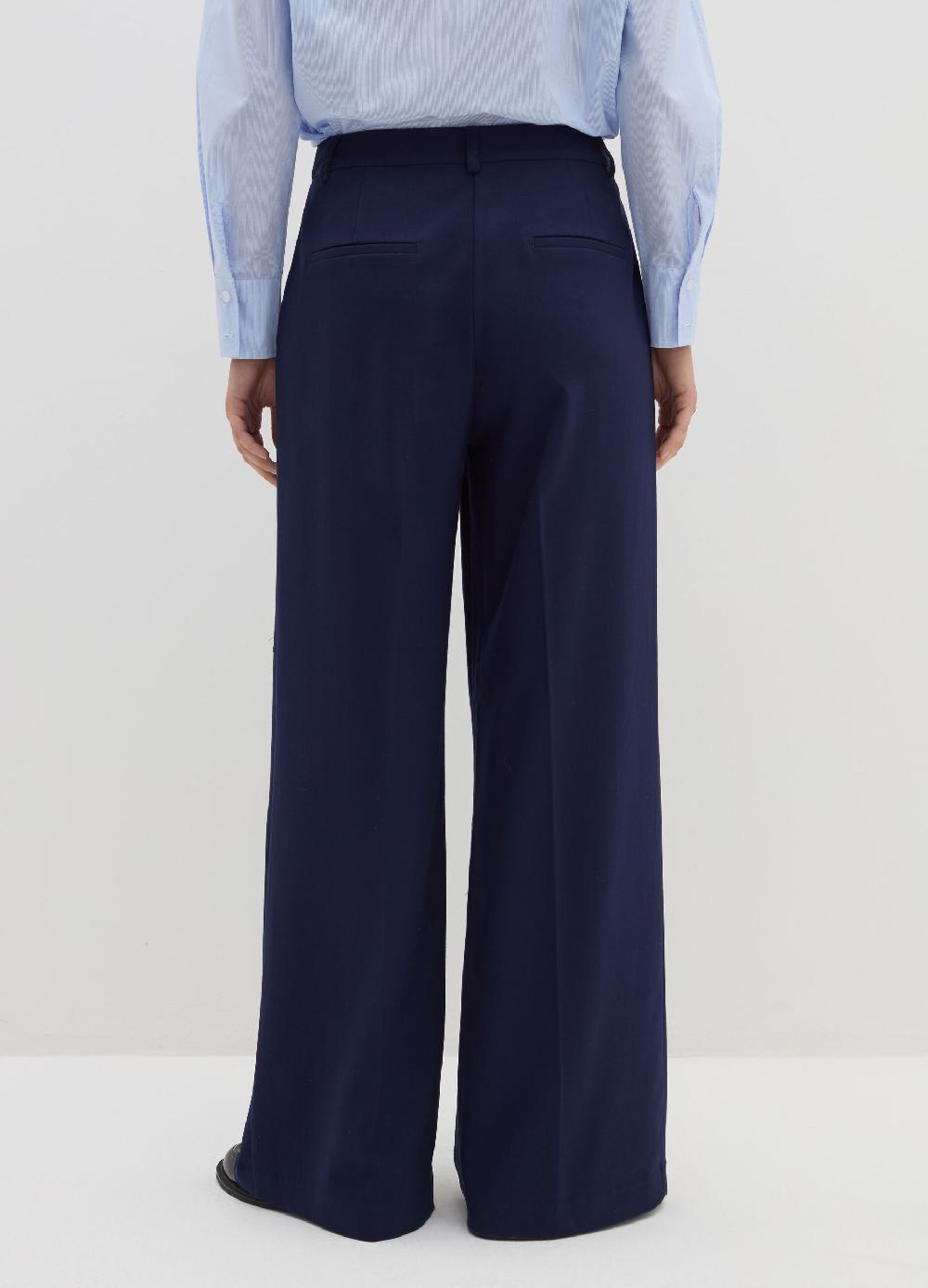 Stefanel Pantalone loose fit con pinces In Linea