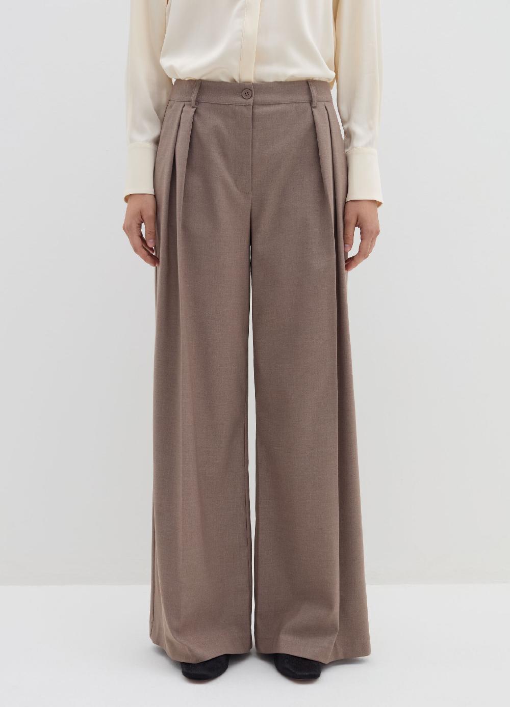 Stefanel Pantalone loose fit con pinces Vendite stagionali