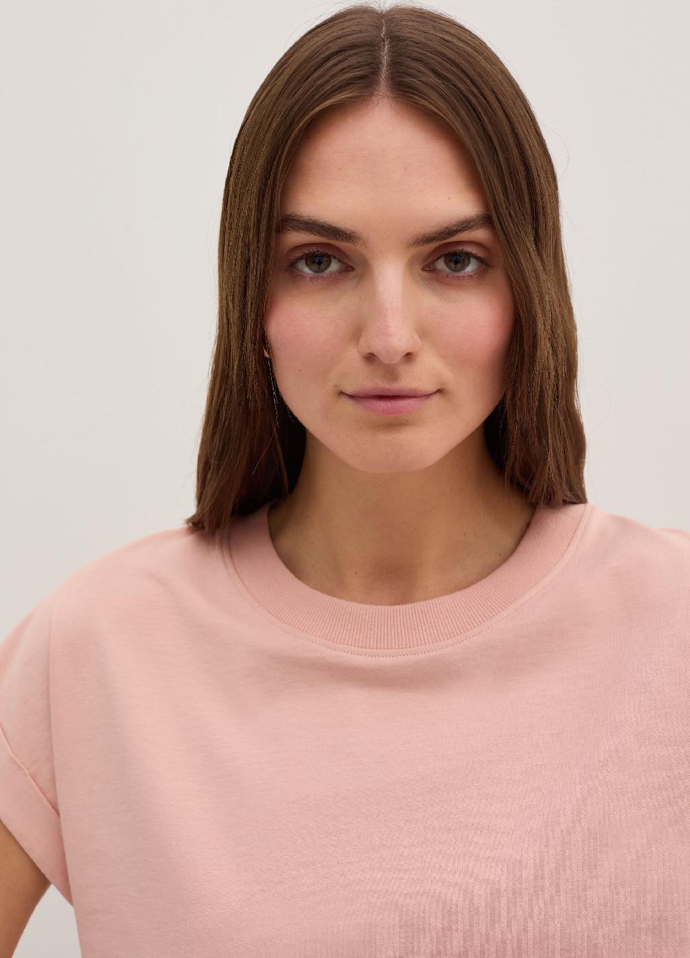 Stefanel T-shirt boxy fit con risvolti Sostegno trimestrale