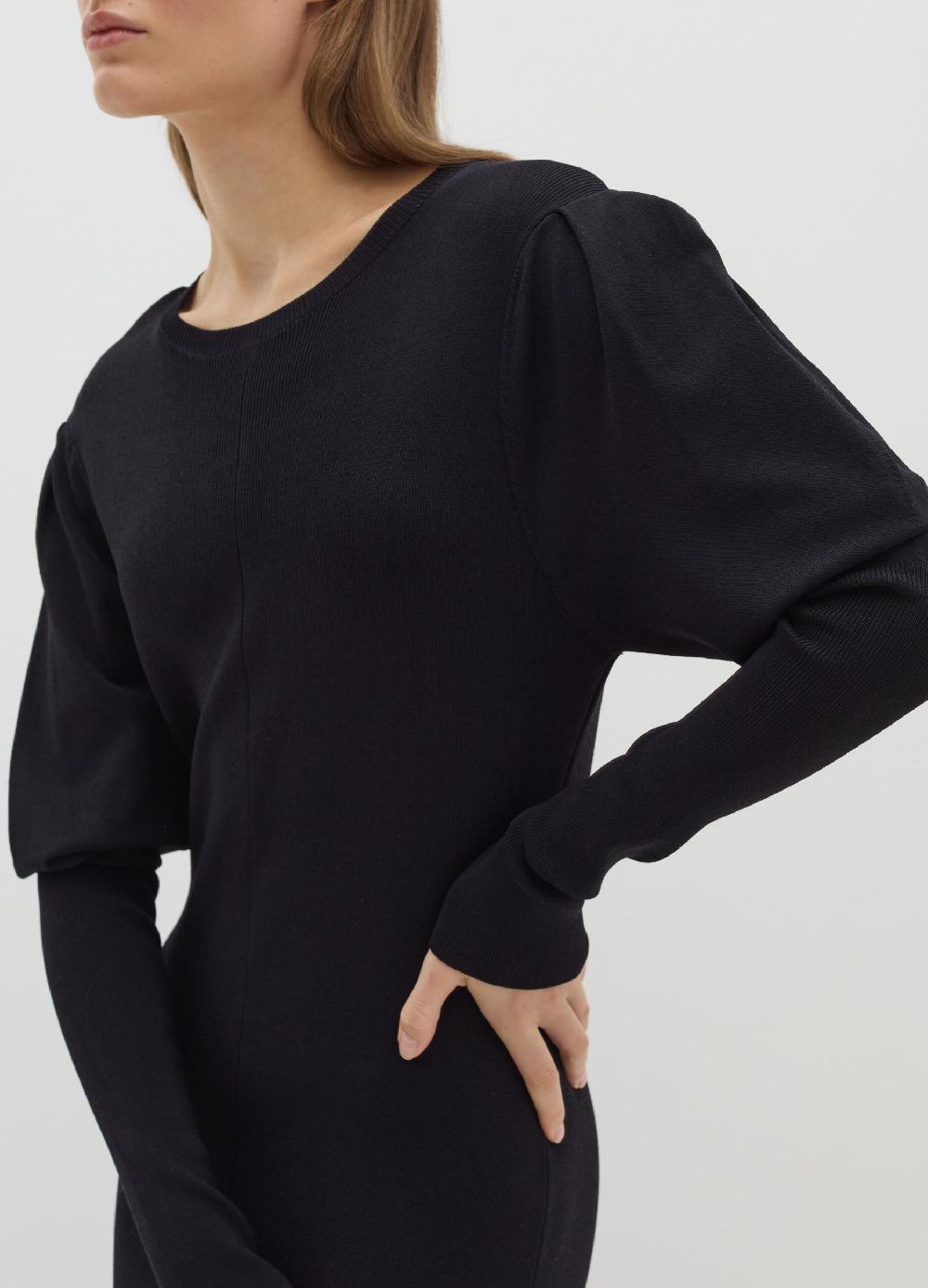 Stefanel Vestito lungo in maglia a costine Economico
